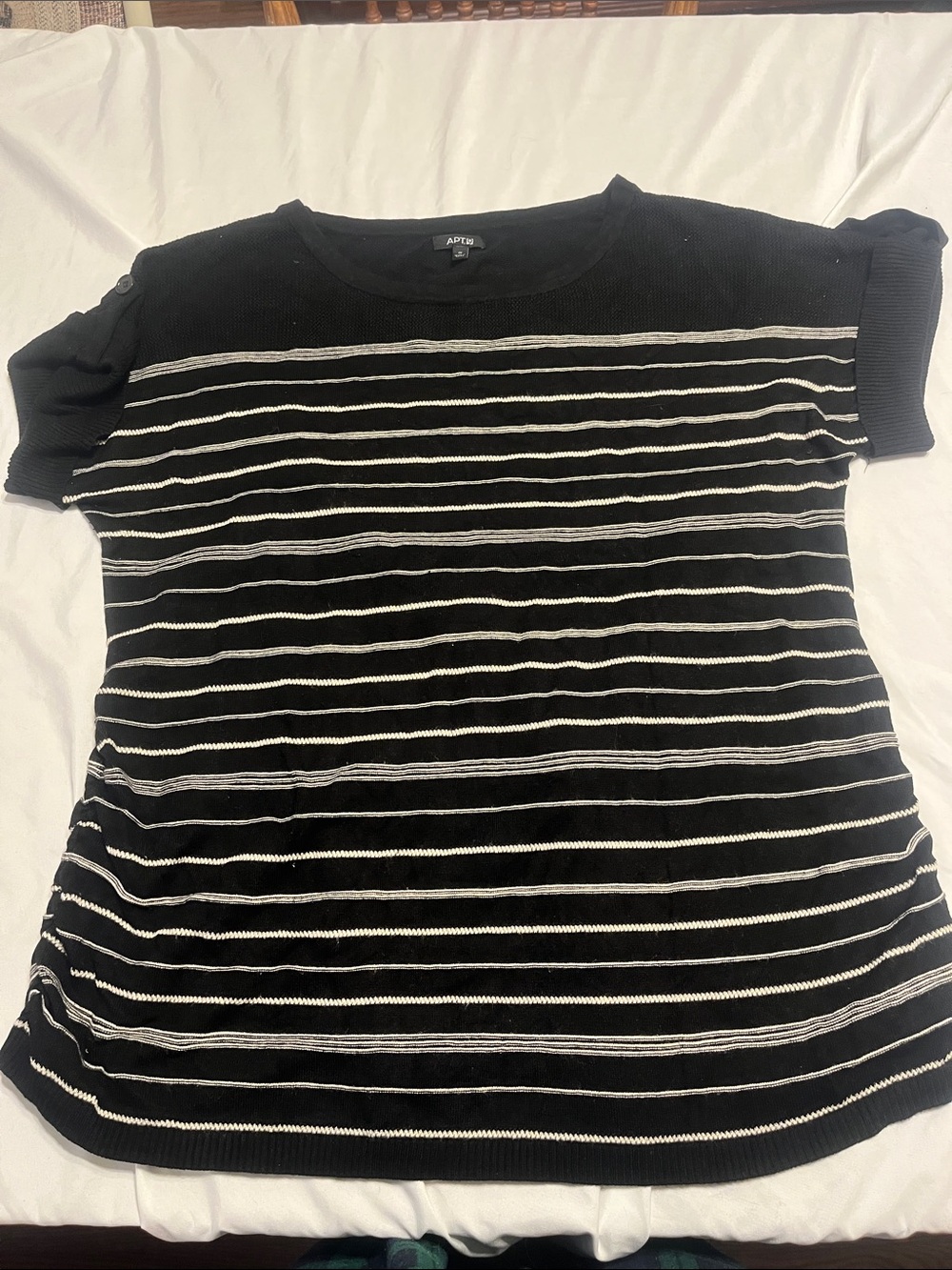 Apt. 9 Black & White Striped Short Sleeve Knit Top